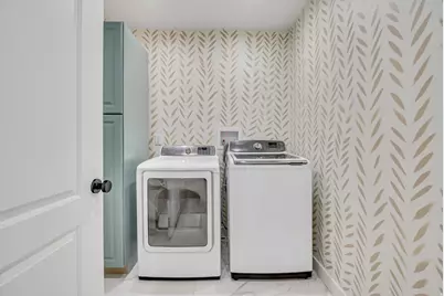 10870 S Lostwood Dr, Sandy, UT 84092 - Photo 27