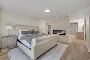 10870 S Lostwood Dr, Sandy, UT 84092 - Photo 13