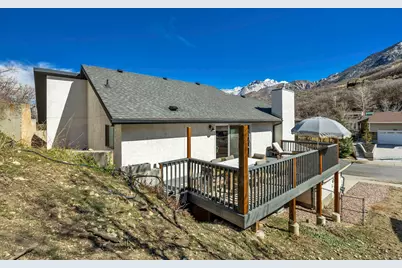 10870 S Lostwood Dr, Sandy, UT 84092 - Photo 29