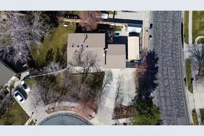 2329 E Woodchuck Cir, Sandy, UT 84093 - Photo 51