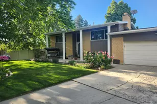 2329 E Woodchuck Cir, Sandy, UT 84093 - Photo 47