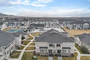 1789 E Skyline Dr, Eagle Mountain, UT 84005 - Photo 21