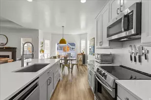 889 W Sagewood Dr, Stansbury Park, UT 84074 - Photo 19