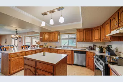 10434 N 6400 W, Highland, UT 84003 - Photo 19