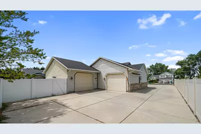 10434 N 6400 W, Highland, UT 84003 - Photo 45