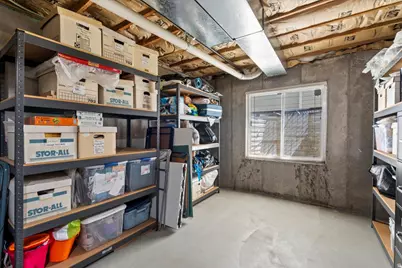 8260 S 560 E, Sandy, UT 84070 - Photo 31