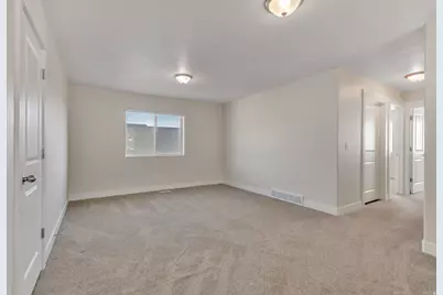 7982 N Bristlecone Rd, Eagle Mountain, UT 84005 - Photo 17