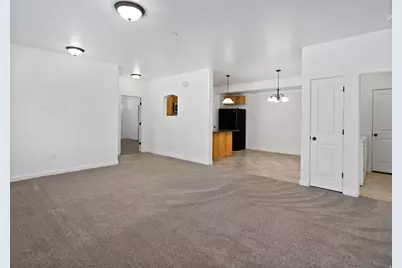 8215 N Clear Rock Rd #I-6, Eagle Mountain, UT 84005 - Photo 7