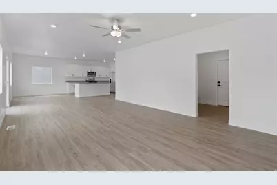 7181 Switchback Way N, Eagle Mountain, UT 84005 - Photo 7