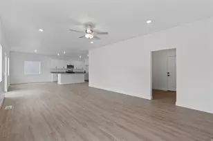 7181 Switchback Way N, Eagle Mountain, UT 84005 - Photo 7