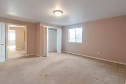 290 E 450 S, Hyde Park, UT 84318 - Photo 23