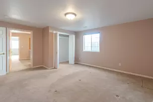 290 E 450 S, Hyde Park, UT 84318 - Photo 23