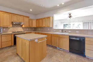 290 E 450 S, Hyde Park, UT 84318 - Photo 9