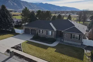 290 E 450 S, Hyde Park, UT 84318 - Photo 23