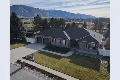 290 E 450 S, Hyde Park, UT 84318 - Photo 25