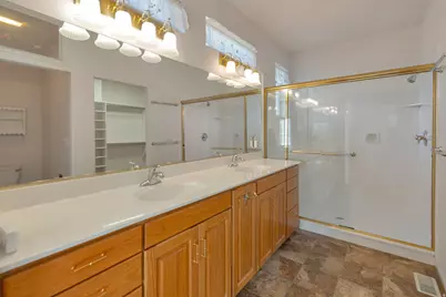 290 E 450 S, Hyde Park, UT 84318 - Photo 15