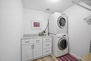 116 S Canyon View Dr, Elk Ridge, UT 84651 - Photo 41