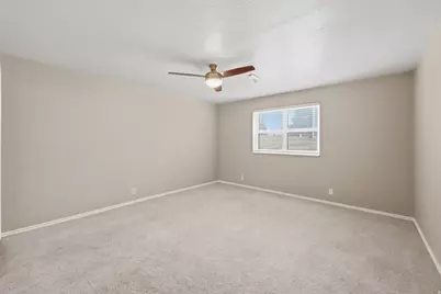 563 N 220 E, Centerville, UT 84014 - Photo 25