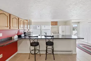 563 N 220 E, Centerville, UT 84014 - Photo 21