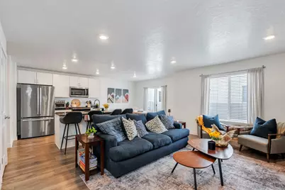 1082 E Dory Boat Rd, Saratoga Springs, UT 84045 - Photo 7