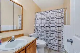 1402 S 1470 E, Provo, UT 84606 - Photo 13