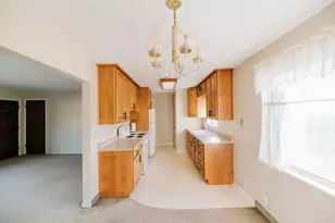 214 E 1250 N, Bountiful, UT 84010 - Photo 5