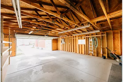 214 E 1250 N, Bountiful, UT 84010 - Photo 31