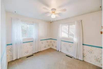 214 E 1250 N, Bountiful, UT 84010 - Photo 15
