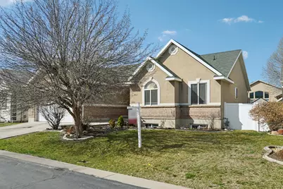 4744 S Nina Marie Cir, Taylorsville, UT 84123 - Photo 3