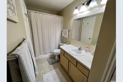 4062 W 5950 S, Roy, UT 84067 - Photo 7