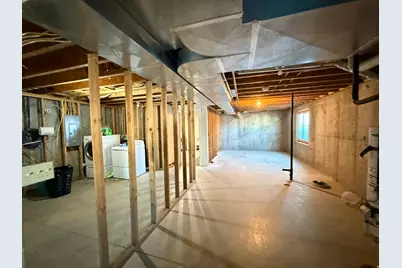 2095 W 4100 N, Spring Glen, UT 84526 - Photo 19