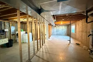 2095 W 4100 N, Spring Glen, UT 84526 - Photo 19