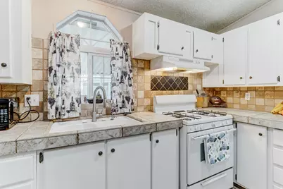 58 Sunset, Layton, UT 84041 - Photo 9