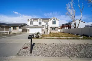 218 Wallace Way, Tooele, UT 84074 - Photo 1