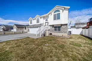 218 Wallace Way, Tooele, UT 84074 - Photo 3
