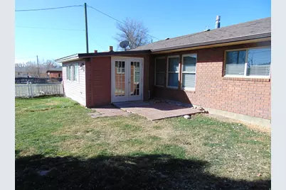 166 N State St, Fountain Green, UT 84632 - Photo 21