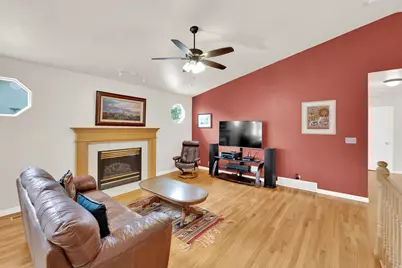 5812 S Haystack Way, Murray, UT 84123 - Photo 9