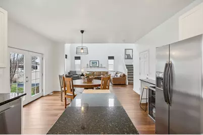 566 E 9270 S, Sandy, UT 84070 - Photo 13