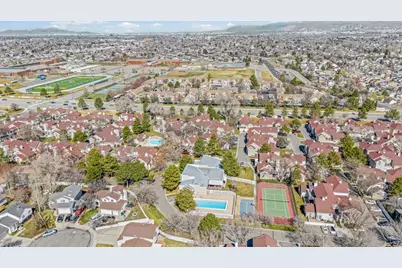 1468 W Coastal Ct, Taylorsville, UT 84123 - Photo 21