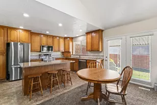 237 S Ridgeview Dr, Orem, UT 84058 - Photo 11