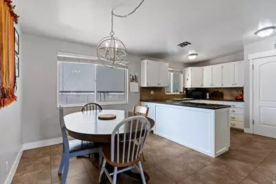 5449 S 700 E, South Ogden, UT 84405 - Photo 11