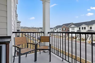 4210 W 1850 N #I-202, Lehi, UT 84043 - Photo 17