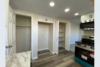 5085 S Clover View Dr, Murray, UT 84123 - Photo 9