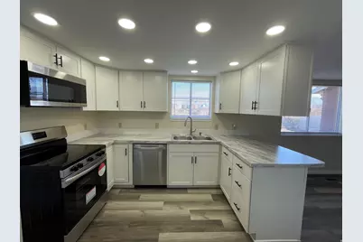 5085 S Clover View Dr, Murray, UT 84123 - Photo 7