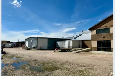 850 S 2000 W #4, Syracuse, UT 84075 - Photo 19