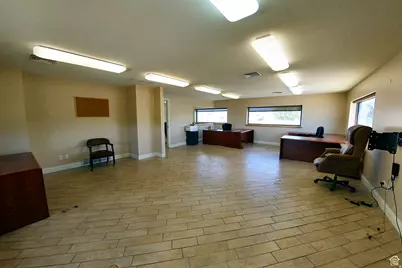 850 S 2000 W #4, Syracuse, UT 84075 - Photo 9