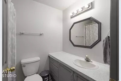 949 S 225 E, Layton, UT 84041 - Photo 17