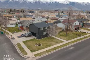 949 S 225 E, Layton, UT 84041 - Photo 35