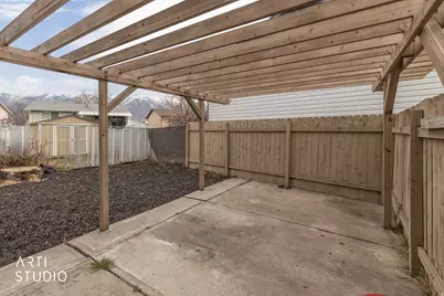 949 S 225 E, Layton, UT 84041 - Photo 33