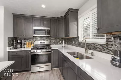 949 S 225 E, Layton, UT 84041 - Photo 15